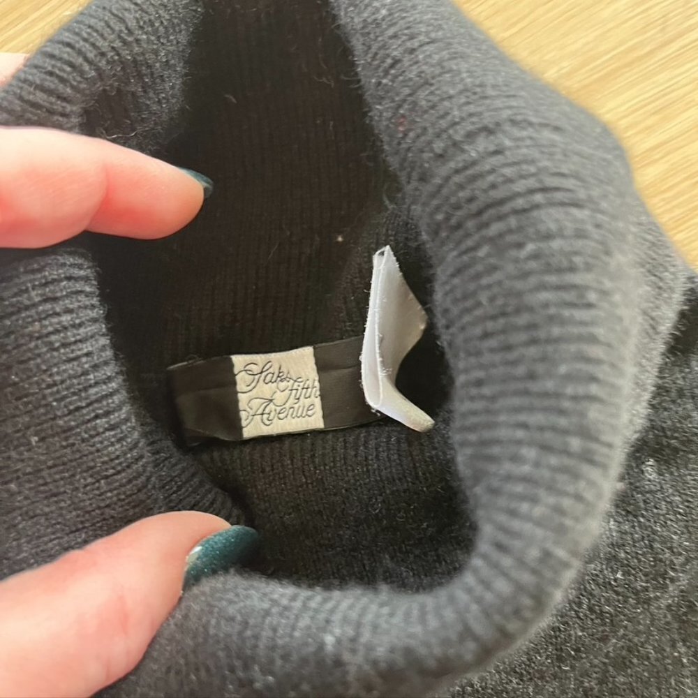 SAKS 5TH AVENUE Cashmere sweater turtleneck black Small - Picture 5 of 7